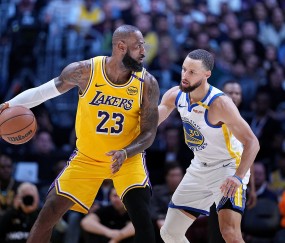 体育娱乐-赛季开始前ESPN预测湖人西部第13&amp;勇士第1 如今湖人第3&amp;勇士第10