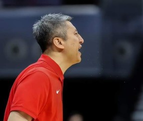 华体会app安装-中国男篮更衣室曝光！逆转功臣透露内情，3人哭了，包括篮协主席